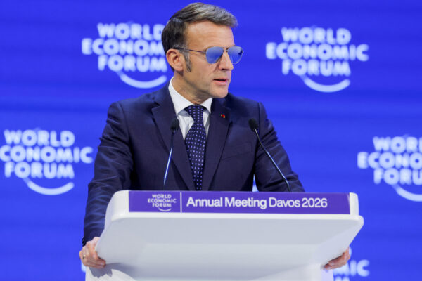 Francuski predsednik Emanuel Makron u Davosu/REUTERS - Denis Balibouse