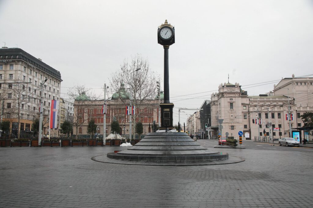 SAT NA TRGU REPUBLIKE