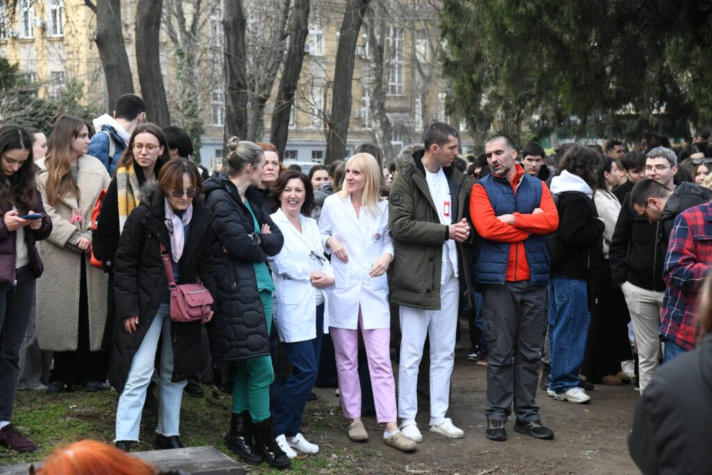 SKUP PODRSKE ZAPOSLENIMA NA MEDICINSKOM FAKULTETU