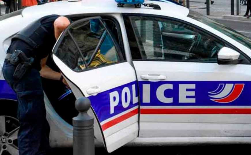 Policija_Francuska_august2020_Tw