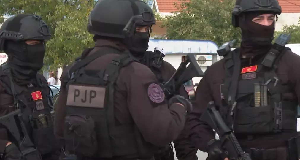 policija CG 3