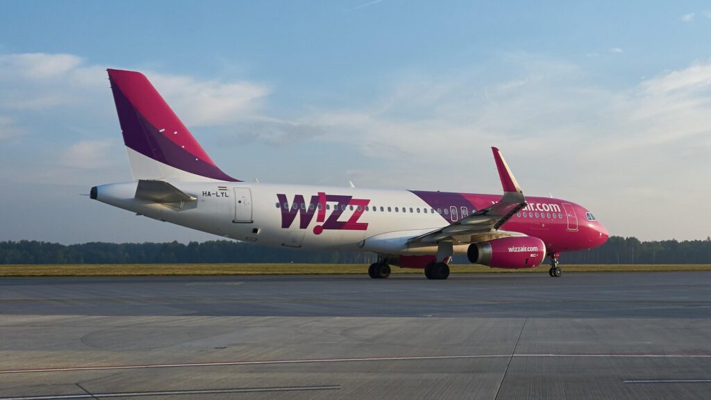 skyradar-wizz-2654513_1920