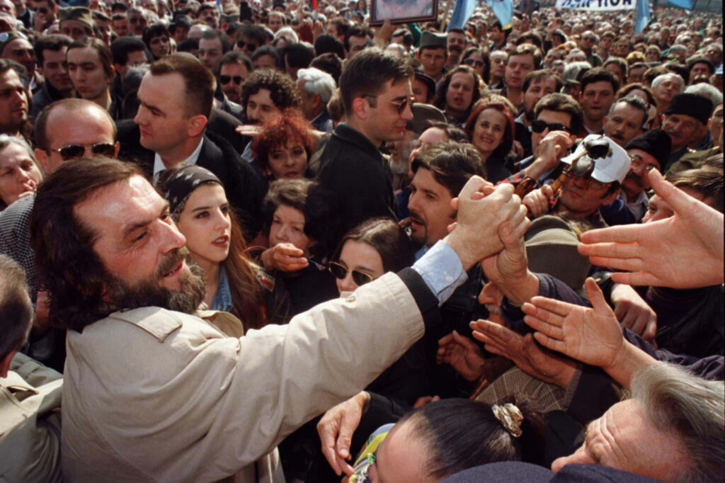OPPOSITION LEADER DRASKOVIC GREETS SUPPORTERS
