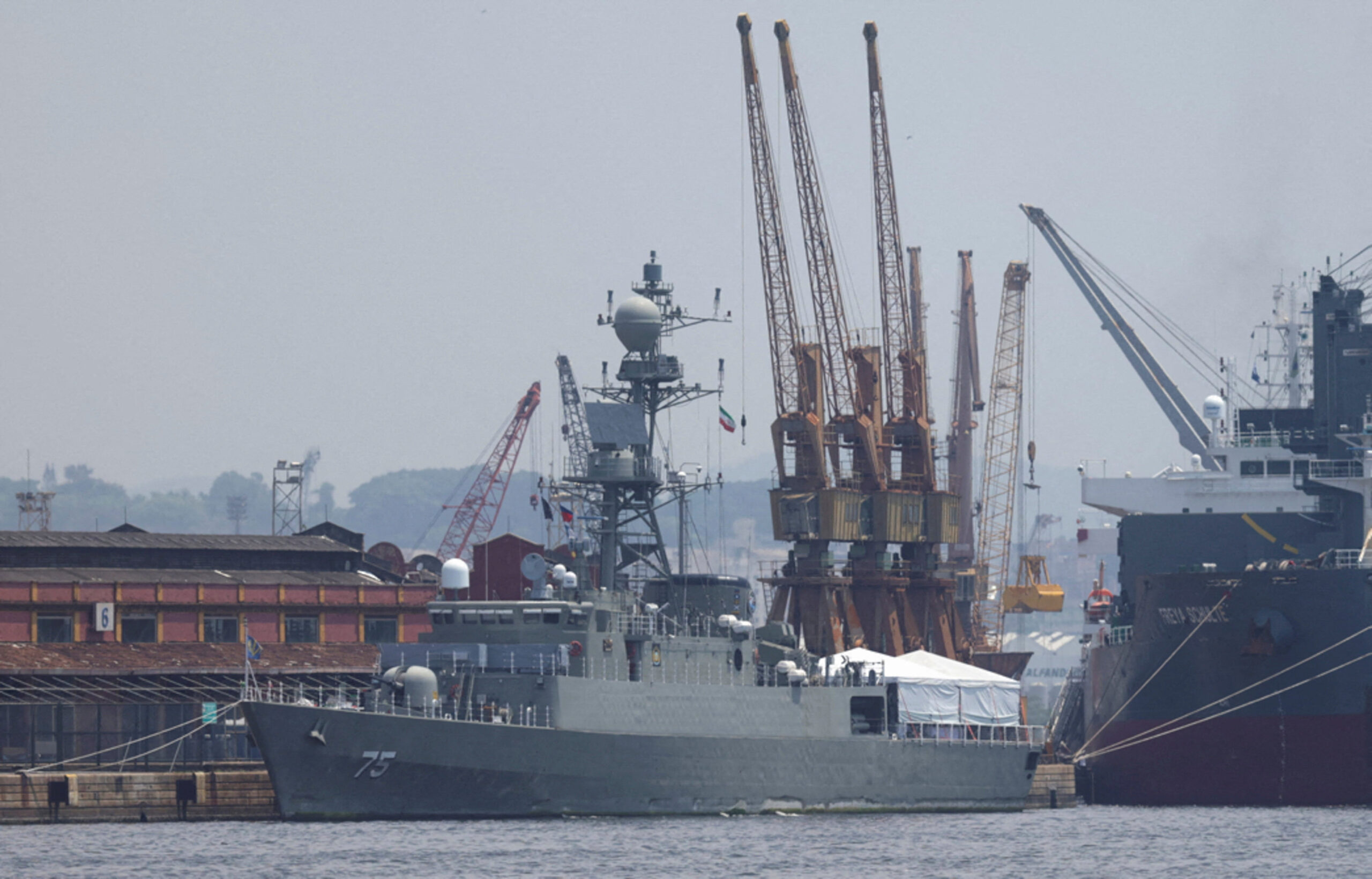 People missing after submarine attack on Iranian military ship, Iris Dena, off Sri Lanka