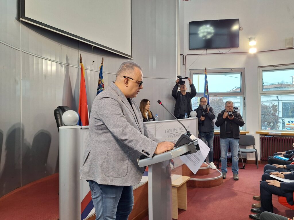 POCELO ZASEDANJE NISKE SKUPSTINE, OPOZICIJA BOJKOTUJE SEDNICU