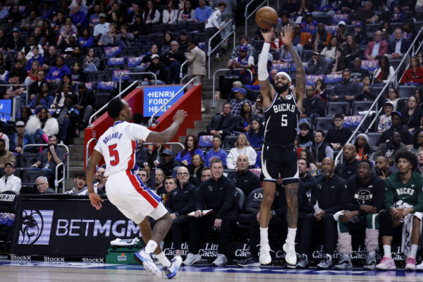 NBA: Milwaukee Bucks at Detroit Pistons