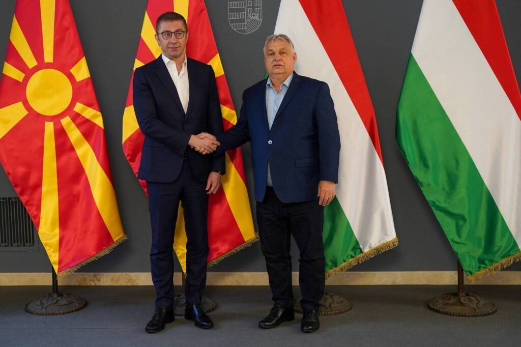 VIKTOR ORBAN – HRISTIJAN MICKOSKI