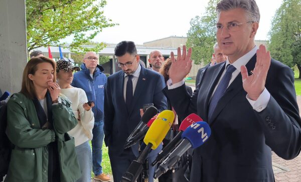 OBELEZENA 81. GODISNJICA PROBOJA IZ USTASKOG LOGORA JASENOVAC
