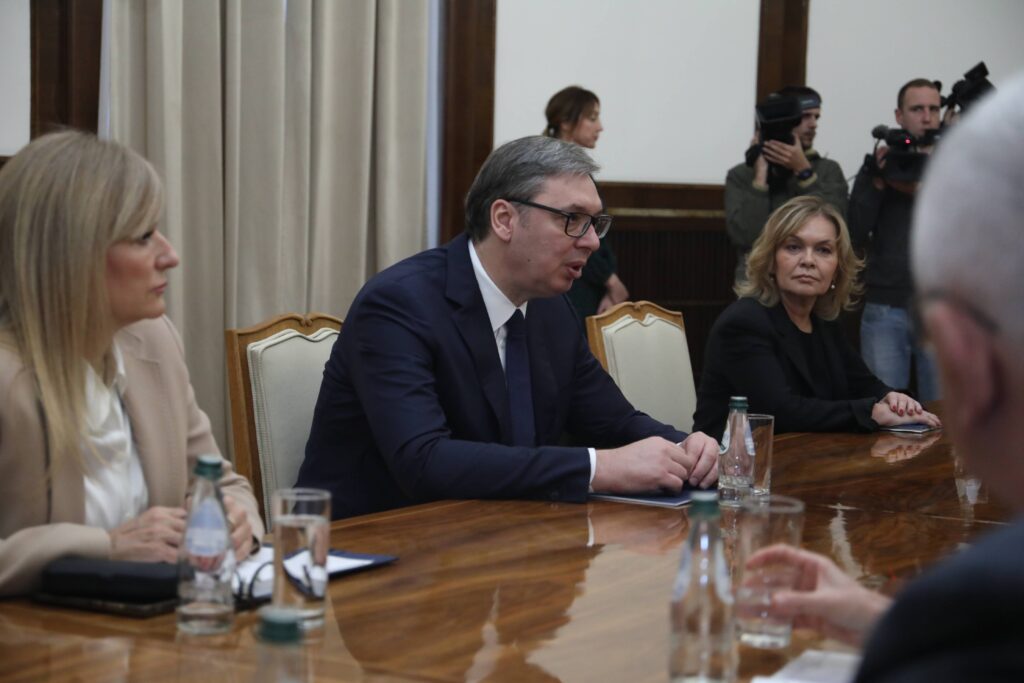VUCIC S PREDSTAVNICIMA RUSKE STRANKE
