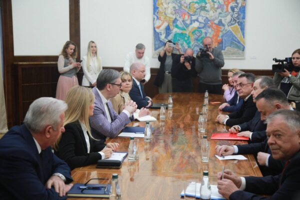 VUCIC S PREDSTAVNICIMA SOCIJALISTICKE PARTIJE SRBIJE