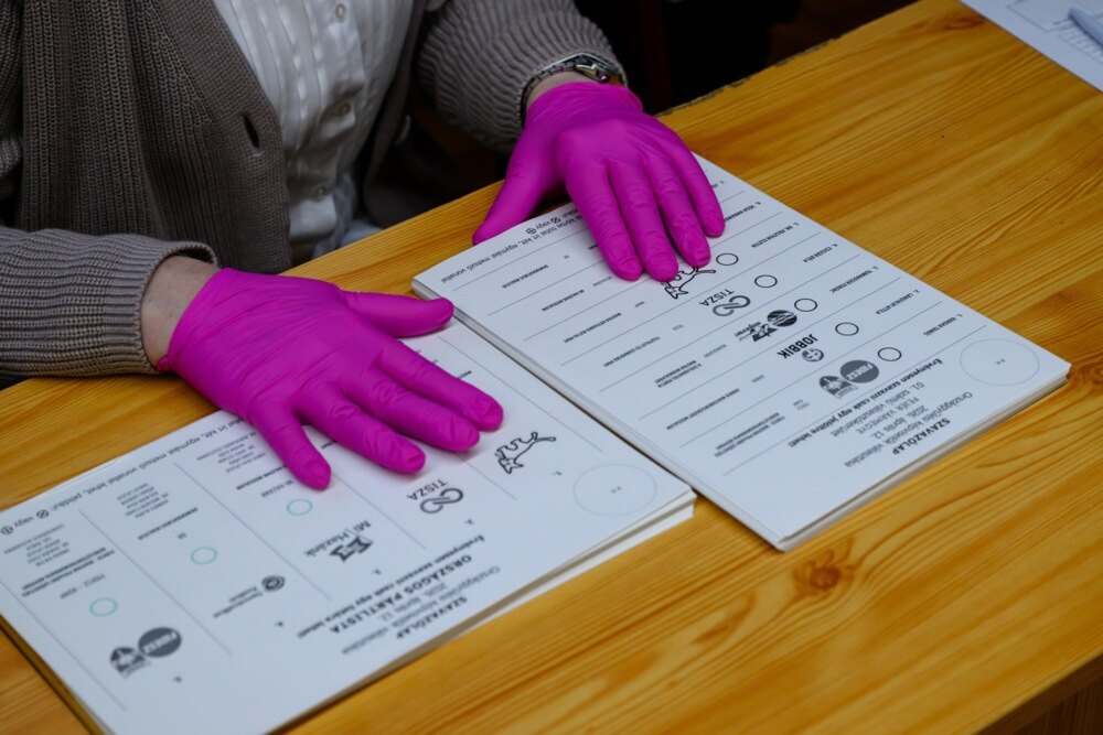 Ballot boxes checked and sealed for Hungary general election