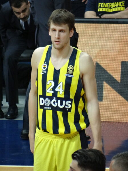 20180116202317!Jan_Veselý_24_-_FB_Dogus_20180105