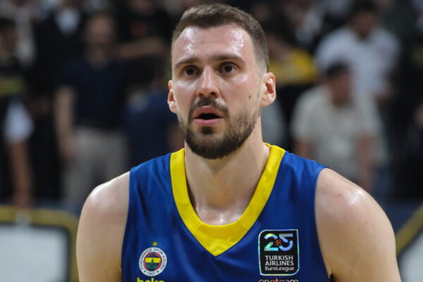 Marko_Gudurić_23_Fenerbahçe_Basketbol_Euroleague_20250325_(1)
