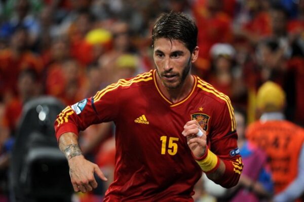 Sergio_Ramos_Euro_2012_vs_France_02