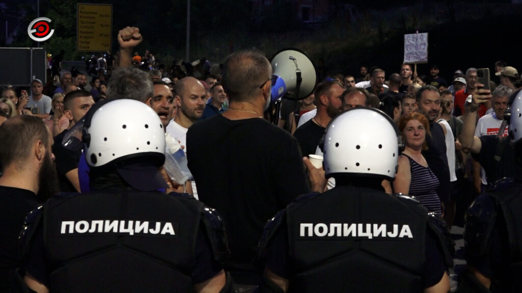 policija protesti
