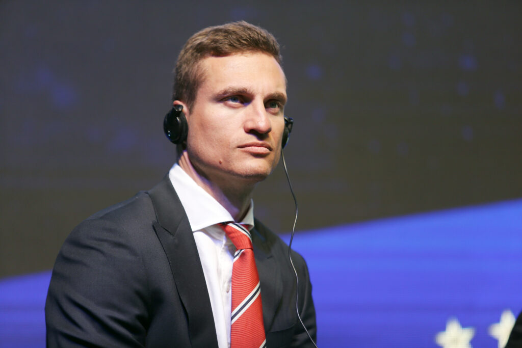 Nemanja Vidic suits up to preheat China game of International Champions Cup