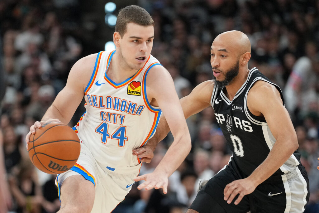 NBA: Playoffs-Oklahoma City Thunder at San Antonio Spurs