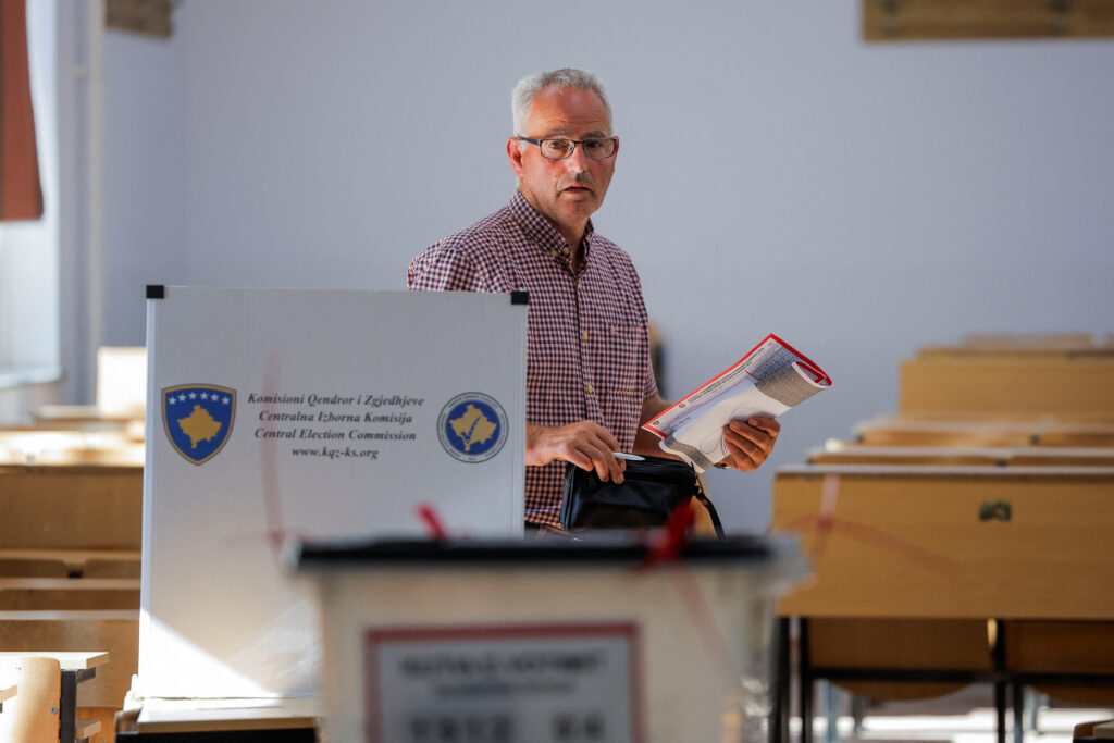 Snap parliamentary election in Pristina