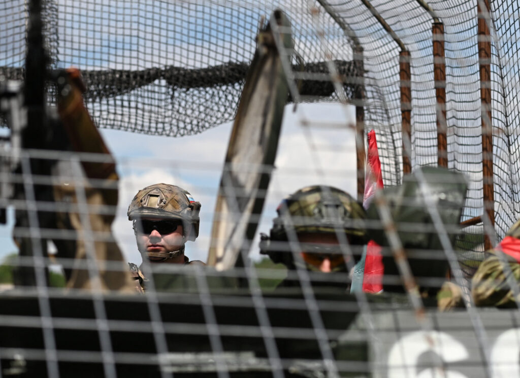 Russian service members demonstrate their skills in the Rostov Region