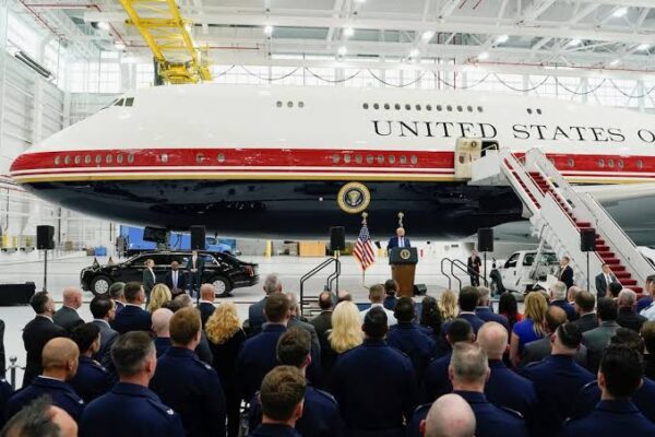 AIR FORCE ONE