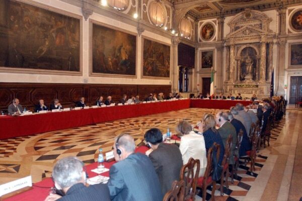 komisija venecija