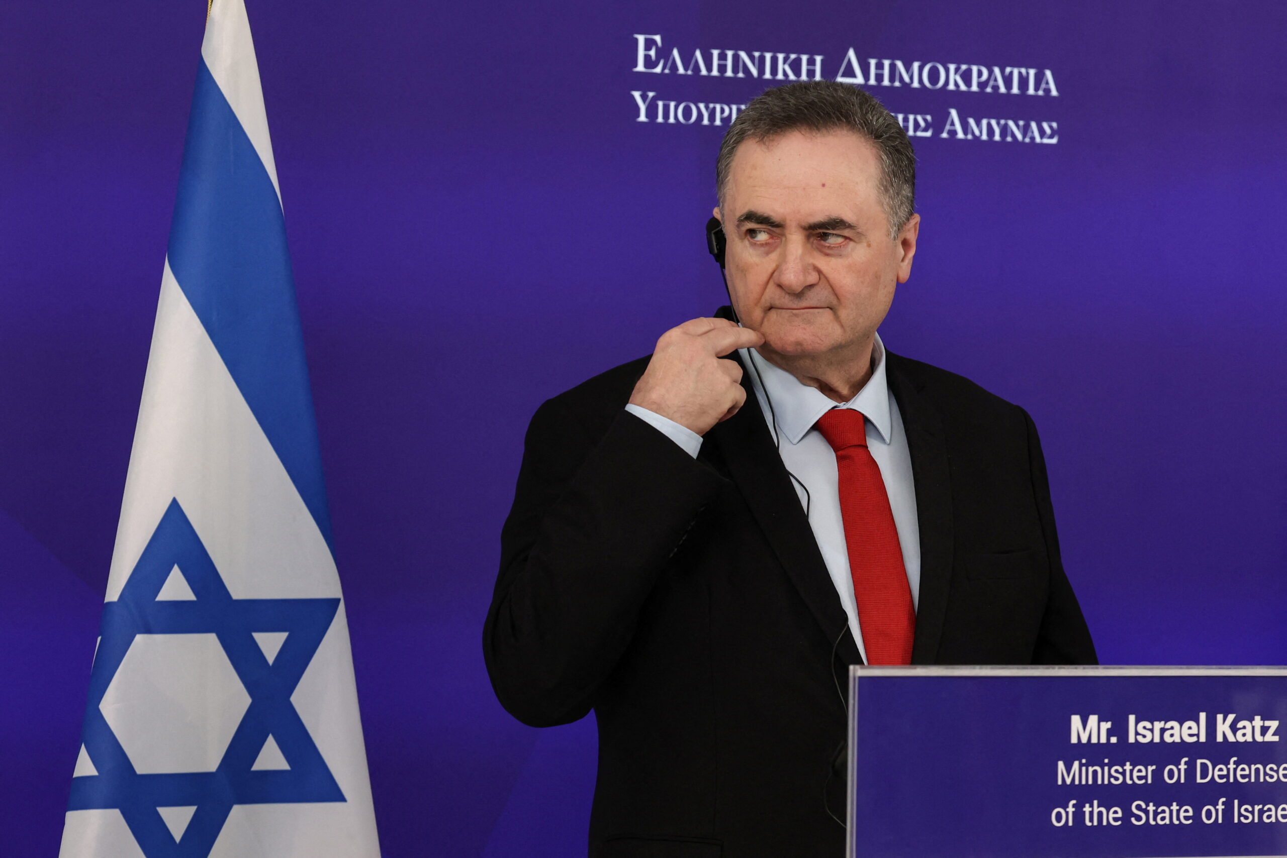 Israel and Greek defence ministers discuss cooperation in Athens