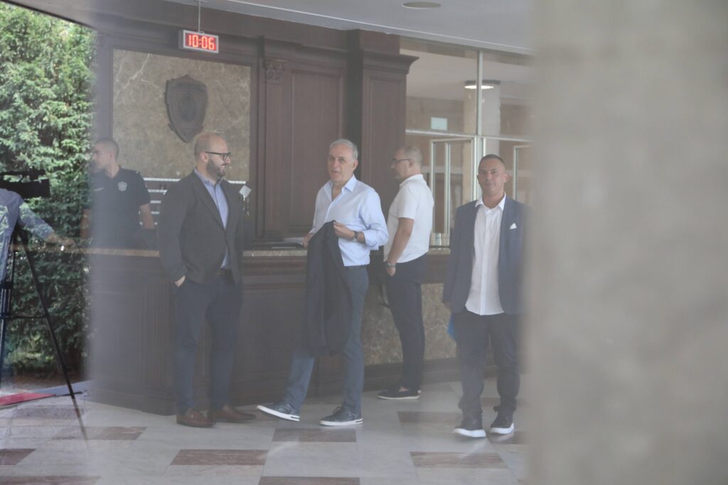 ZDRAVKO PONOS DOLAZI NA INFORMATIVNI RAZGOVOR U UKP