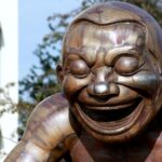 lorilorilo-statue-6642435_1920