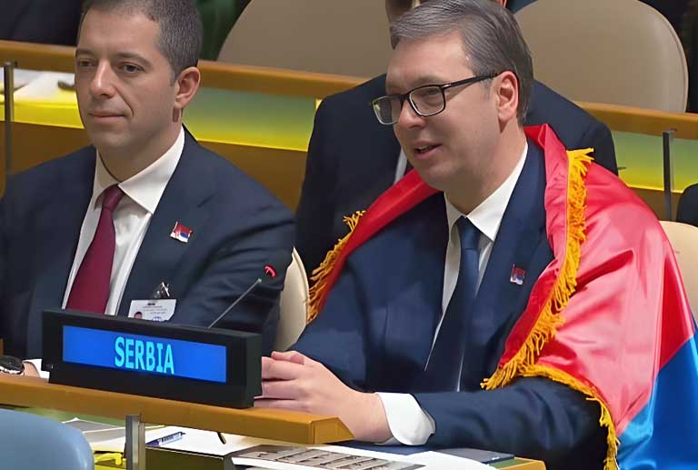 vucic-un-zastava