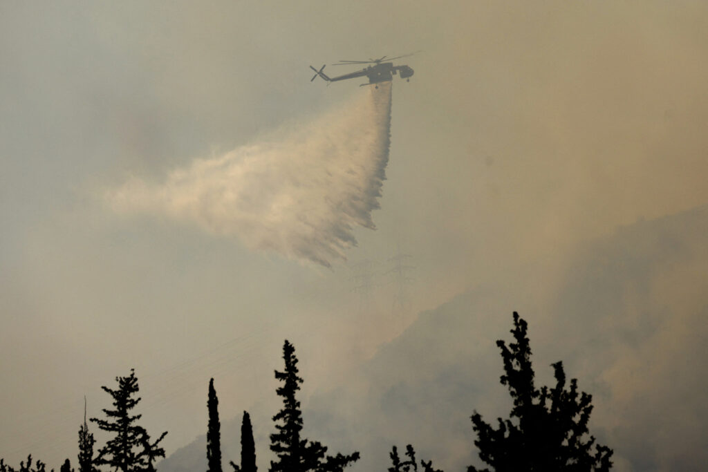 Smoke engulfs parts of Greek capital as wildfire rages near Athens