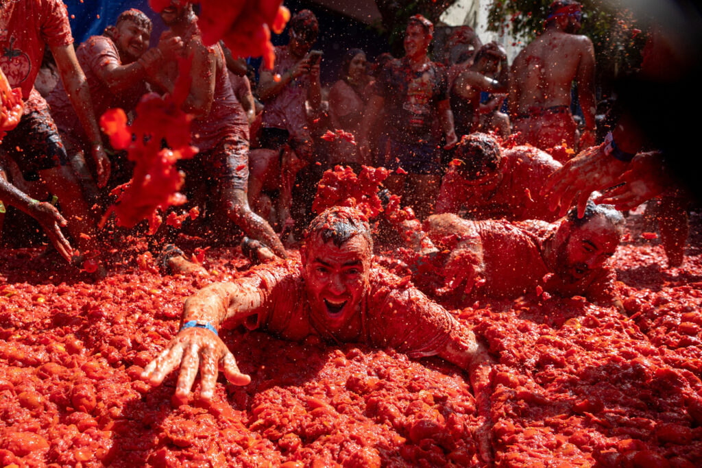 Annual „La Tomatina“ food fight festival in Bunol