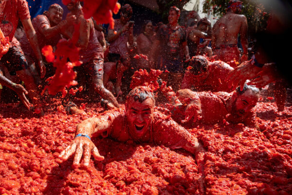 Annual „La Tomatina“ food fight festival in Bunol