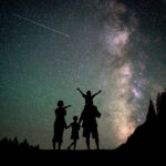 happy-family-silhouette-with-milky-way-and-beautif-2026-04-13-23-31-11-utc