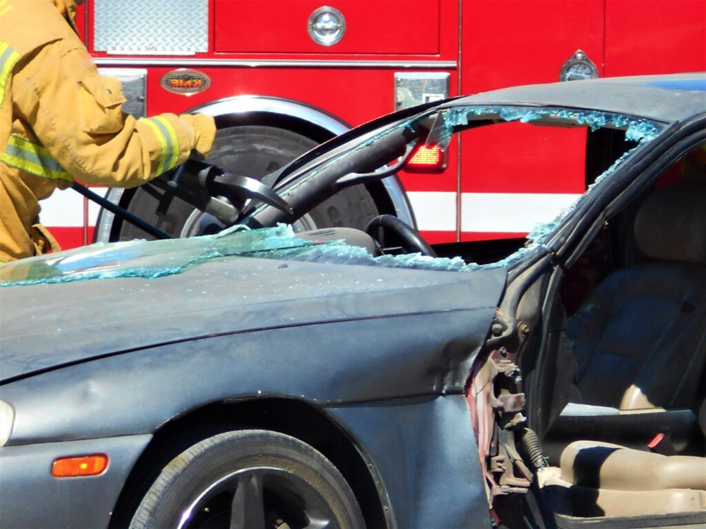 rescuing-after-a-car-accident-with-jaws-of-life-2026-07-15-21-35-16-utc