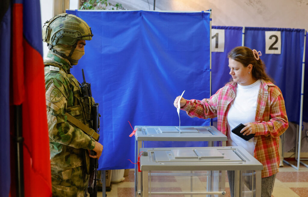 Vote at Russia’s parliamentary elections in Donetsk