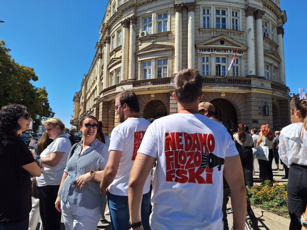 PROTEST ISPRED NISKOG UNIVERZITETA